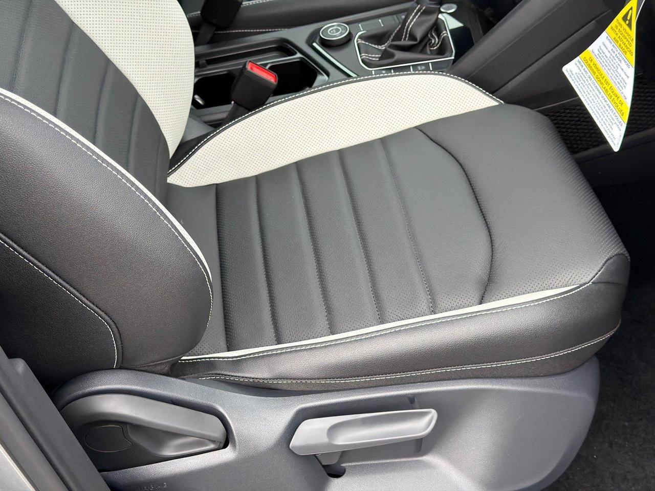 2027 Volkswagen Taos SEL Hagerstown MD