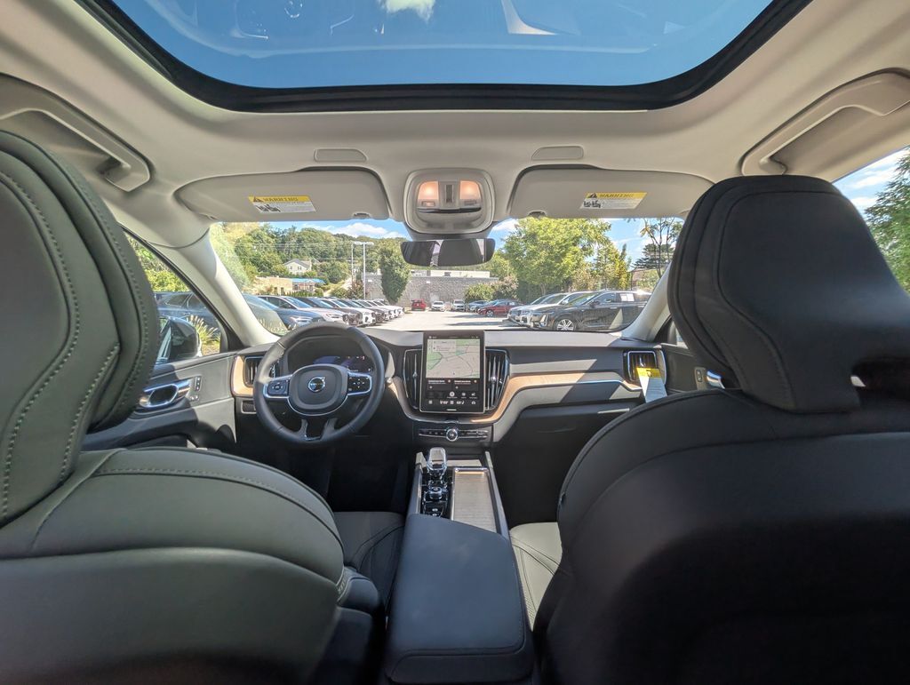 2027 Volvo XC60 B5 Core Hunt Valley MD