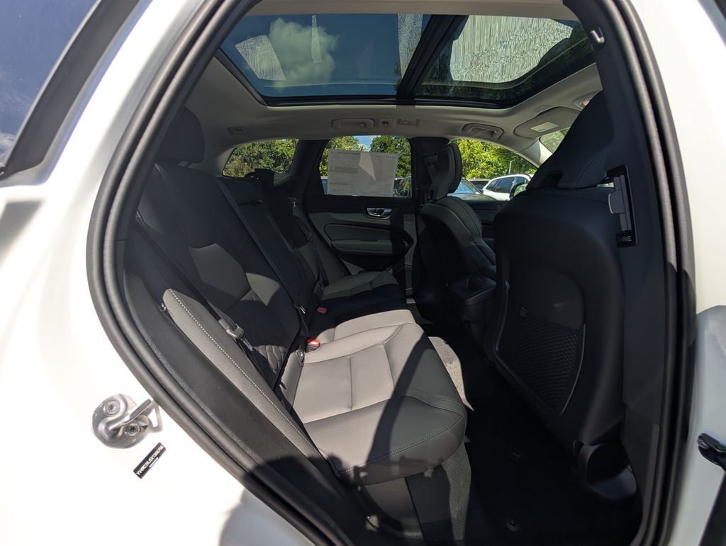 2027 Volvo XC60 B5 Core Hunt Valley MD
