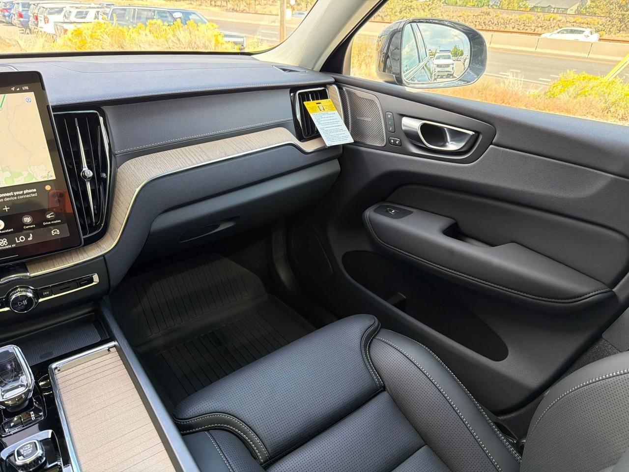 2027 Volvo XC60 B5 Ultra Bend OR
