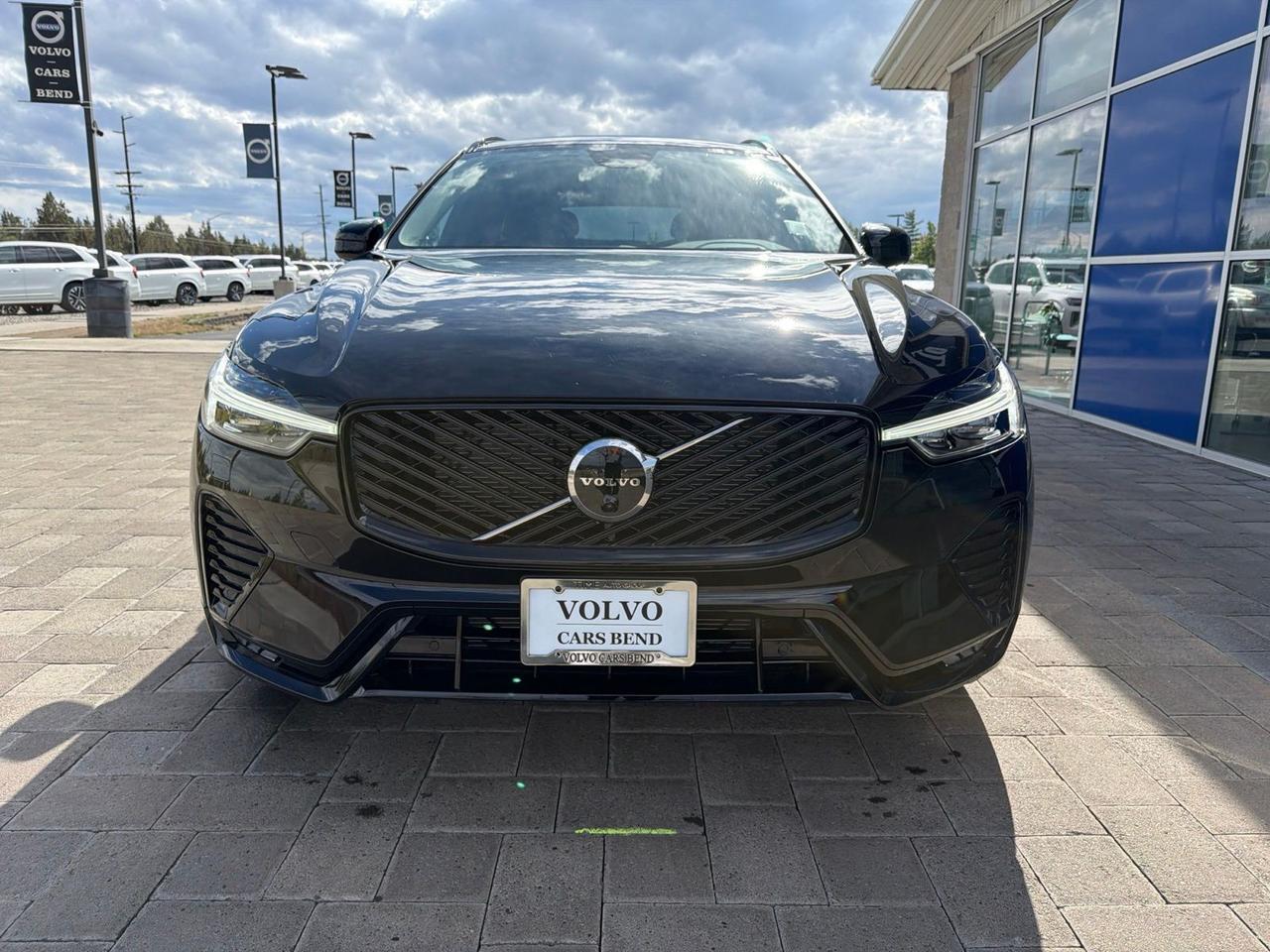 2027 Volvo XC60 B5 Ultra Bend OR