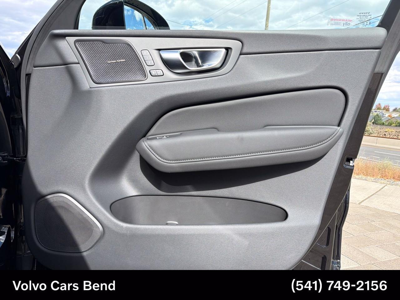 2027 Volvo XC60 B5 Ultra Bend OR