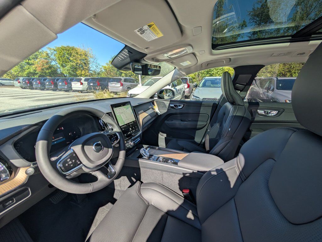 2027 Volvo XC60 B5 Ultra Hunt Valley MD