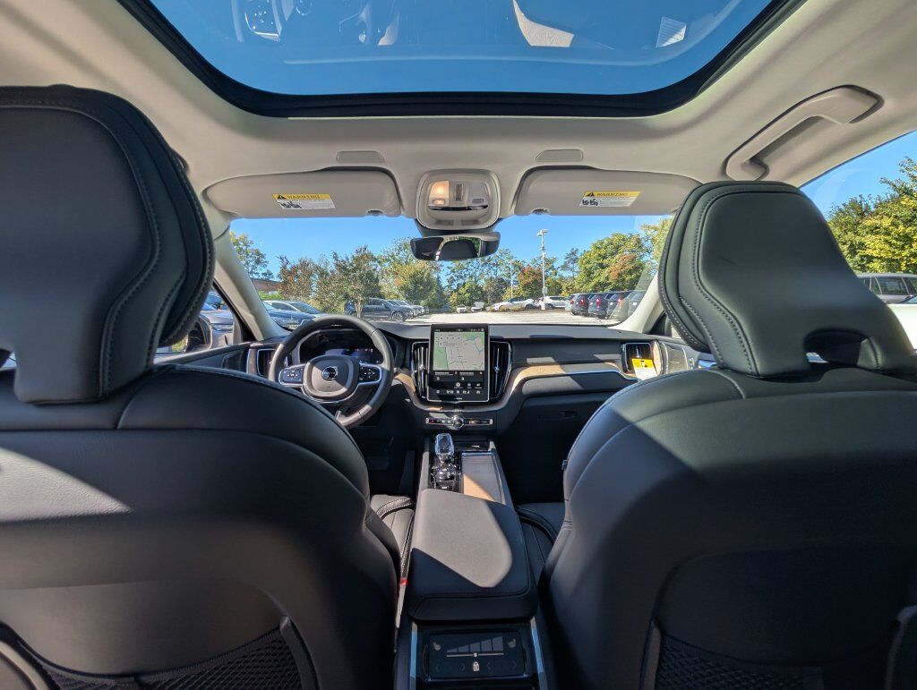 2027 Volvo XC60 B5 Ultra Hunt Valley MD