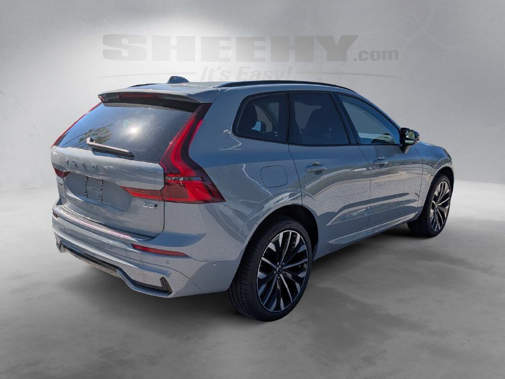 2027 Volvo XC60 B5 Ultra Hunt Valley MD