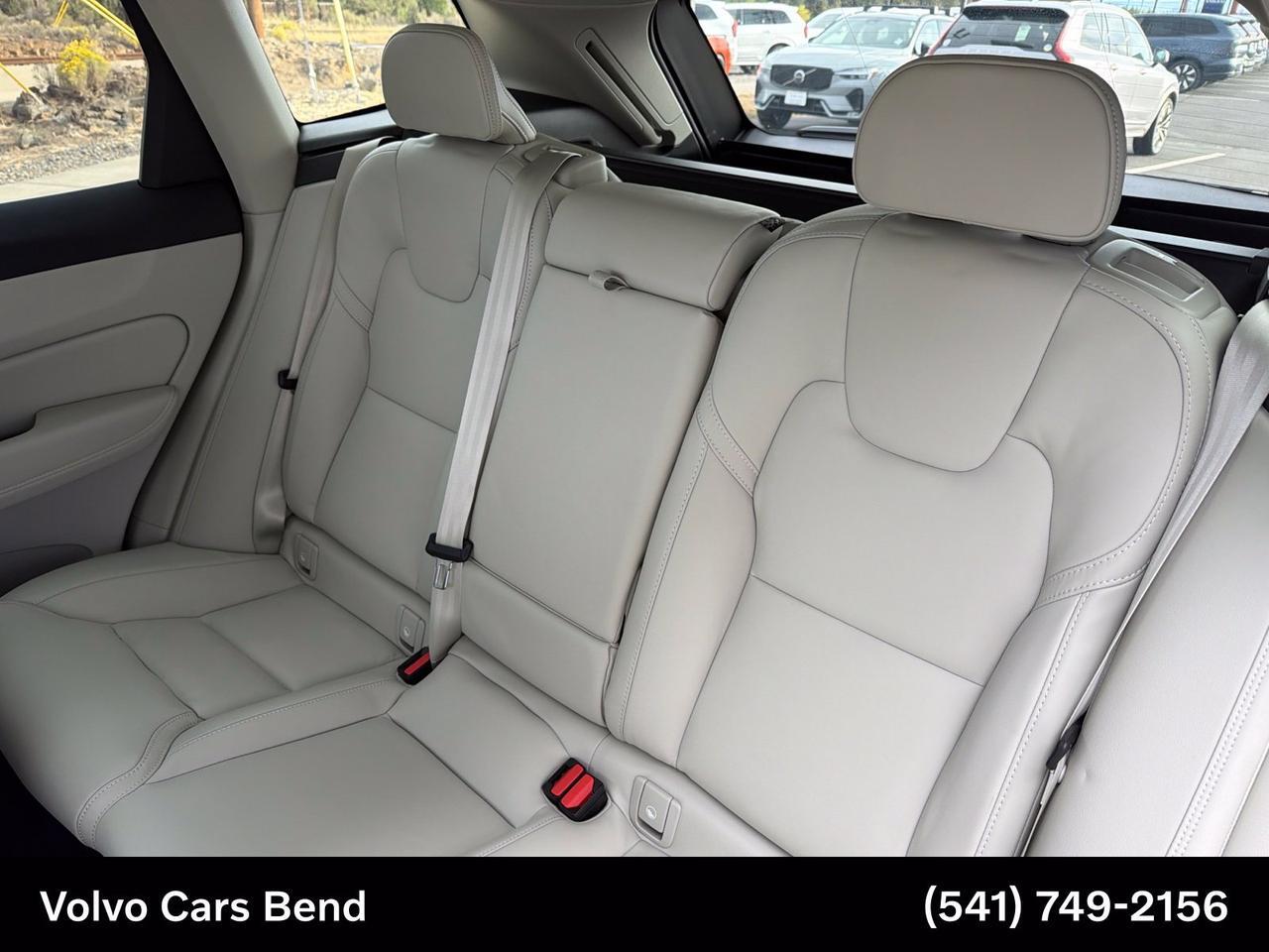 2027 Volvo XC60 Plug-In Hybrid T8 Ultra Bend OR
