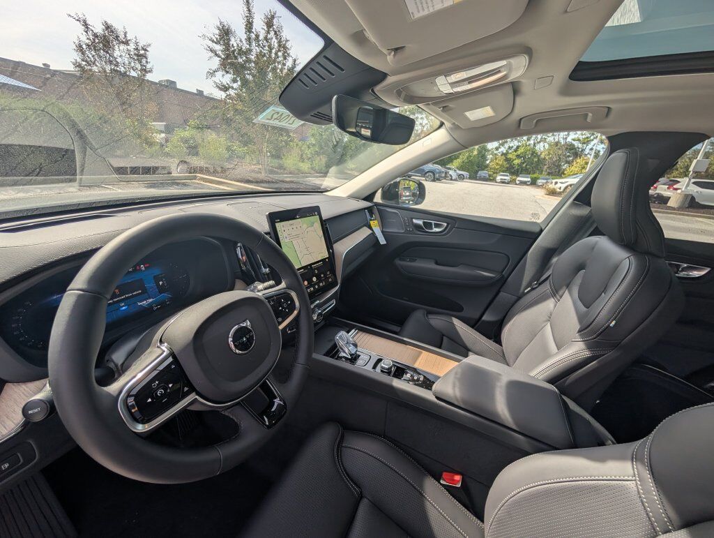 2027 Volvo XC60 Plug-In Hybrid T8 Ultra Hunt Valley MD