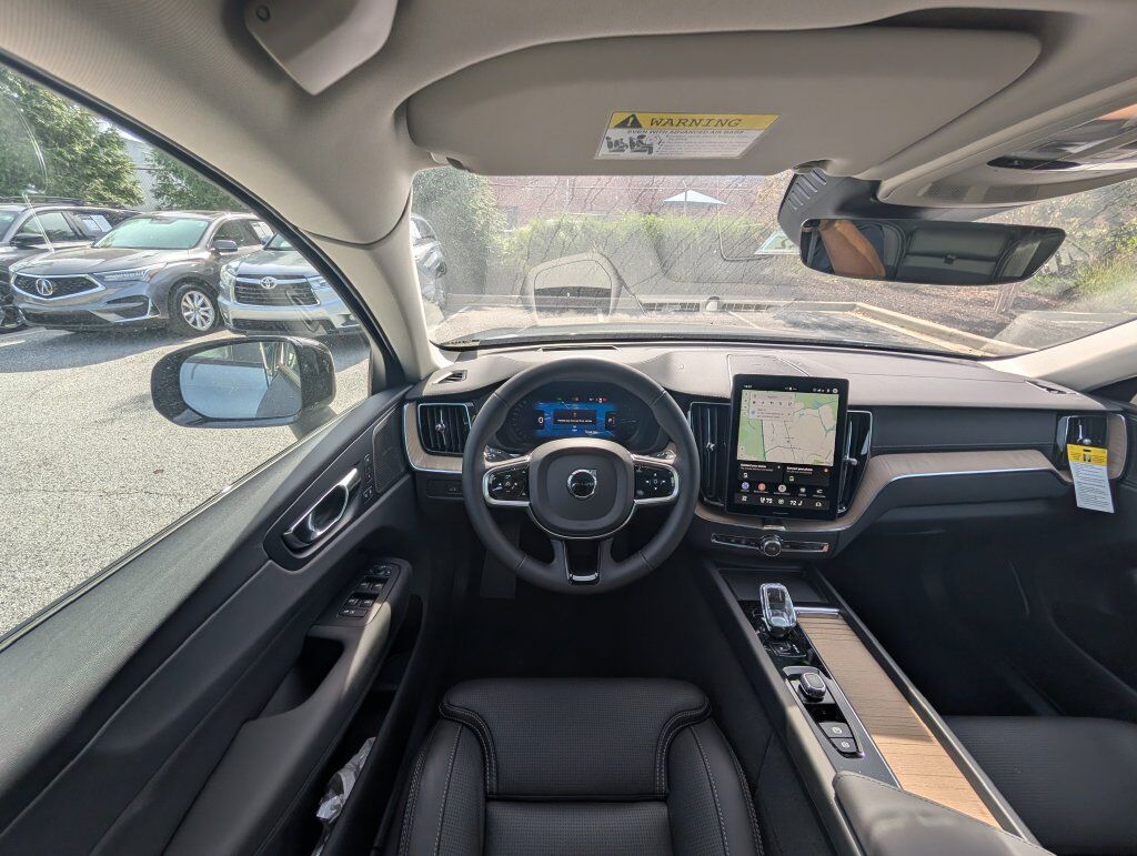 2027 Volvo XC60 Plug-In Hybrid T8 Ultra Hunt Valley MD