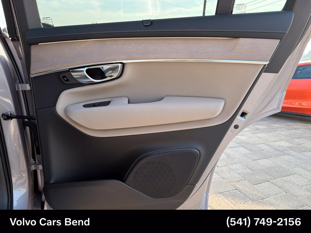 2027 Volvo XC90 B6 Plus 7-Seater Bend OR