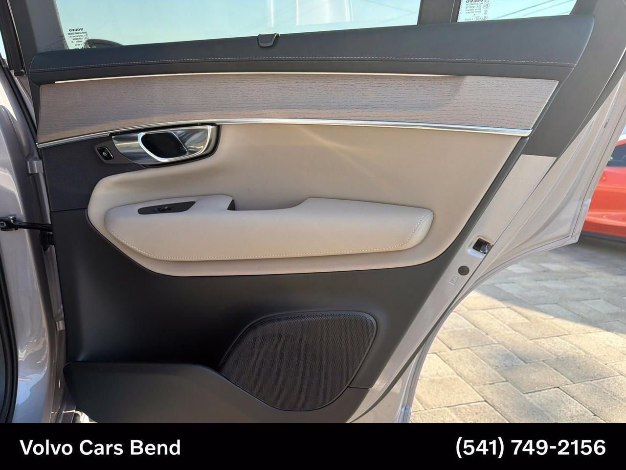 2027 Volvo XC90 B6 Plus 7-Seater Bend OR