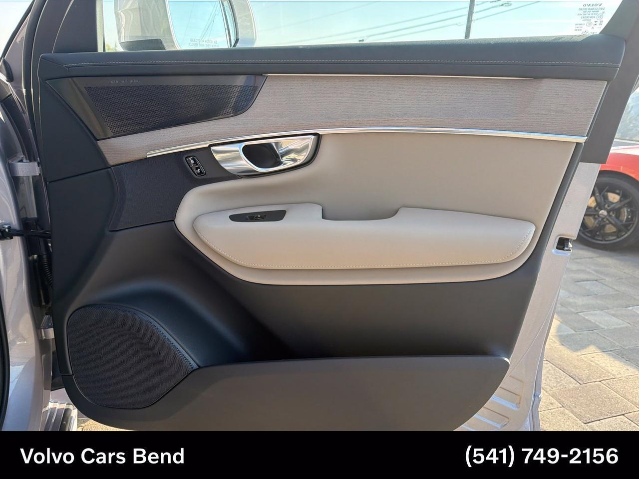 2027 Volvo XC90 B6 Plus 7-Seater Bend OR