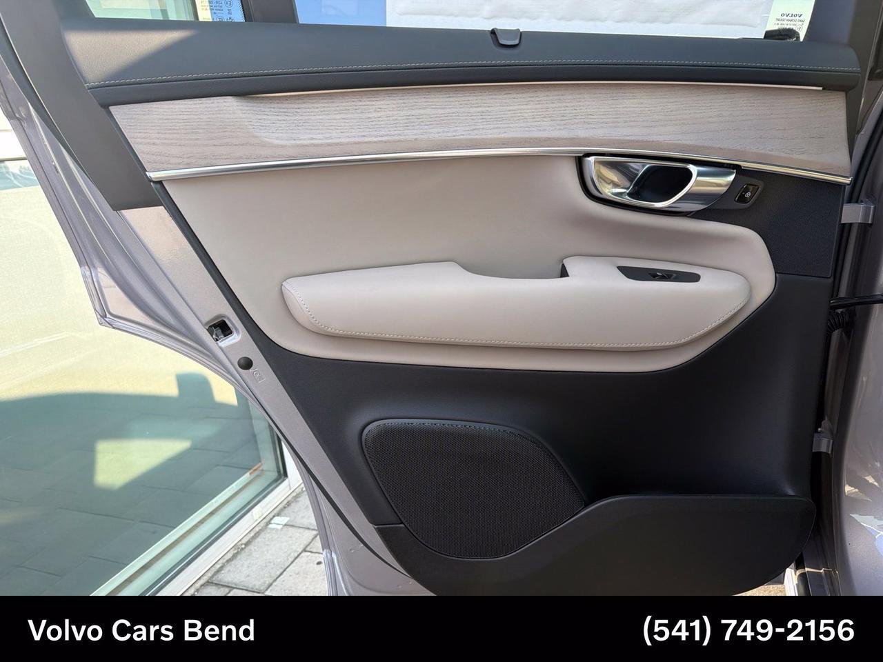 2027 Volvo XC90 B6 Plus 7-Seater Bend OR