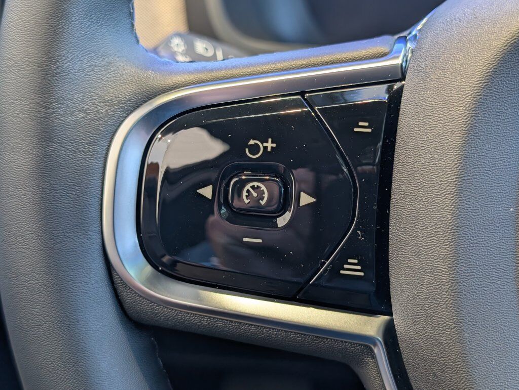 2027 Volvo XC90 B6 Plus 7-Seater Hunt Valley MD