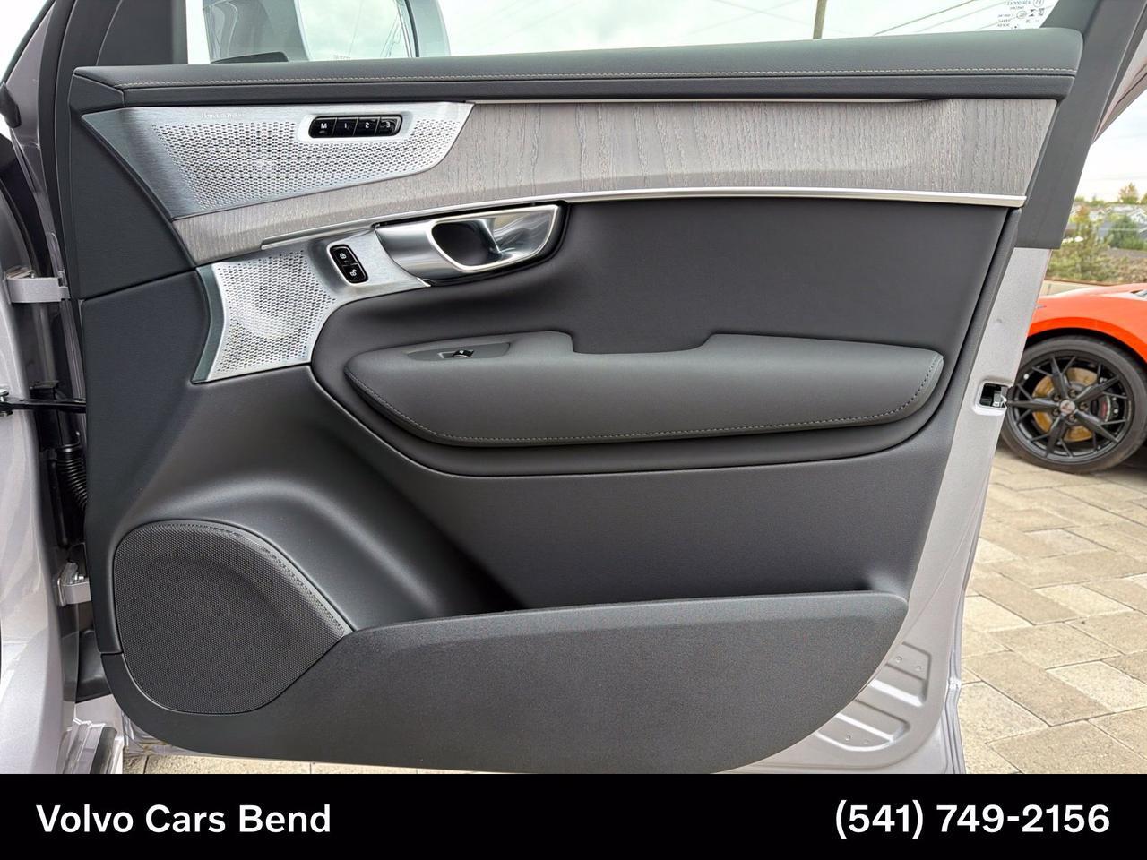 2027 Volvo XC90 B6 Ultra Bend OR