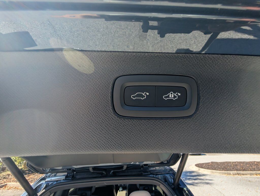 2027 Volvo XC90 B6 Ultra Hunt Valley MD