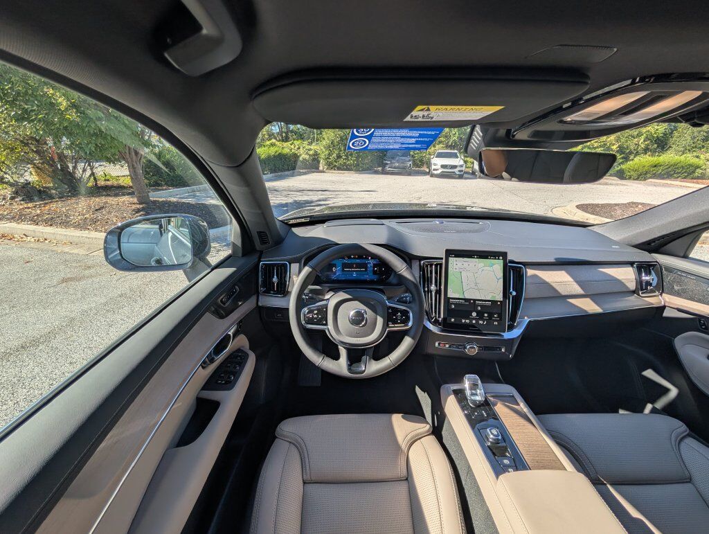 2027 Volvo XC90 B6 Ultra Hunt Valley MD