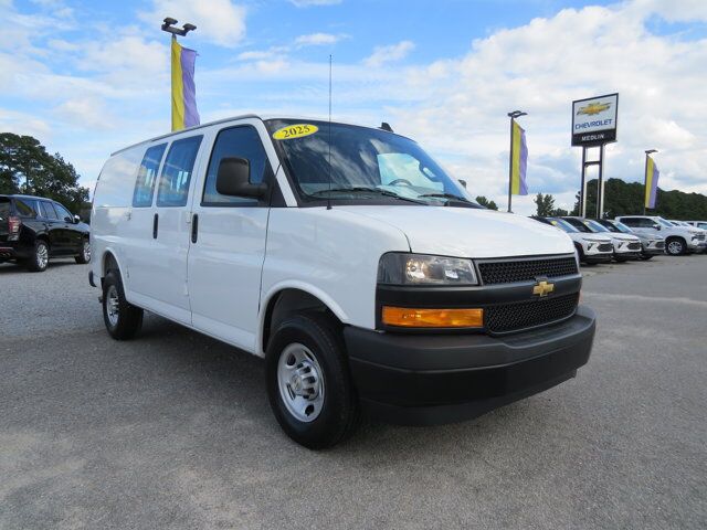 2025 Chevrolet Express Cargo Van RWD 2500 135 Wilson NC