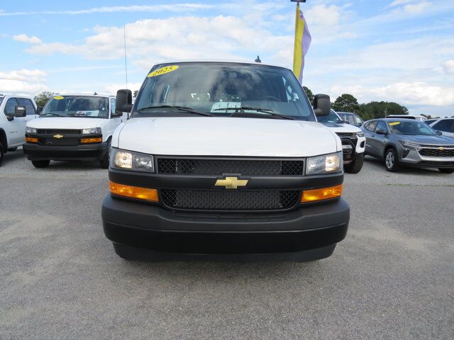 2025 Chevrolet Express Cargo Van RWD 2500 135 Wilson NC