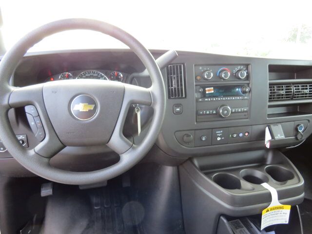 2025 Chevrolet Express Cargo Van RWD 2500 135 Wilson NC