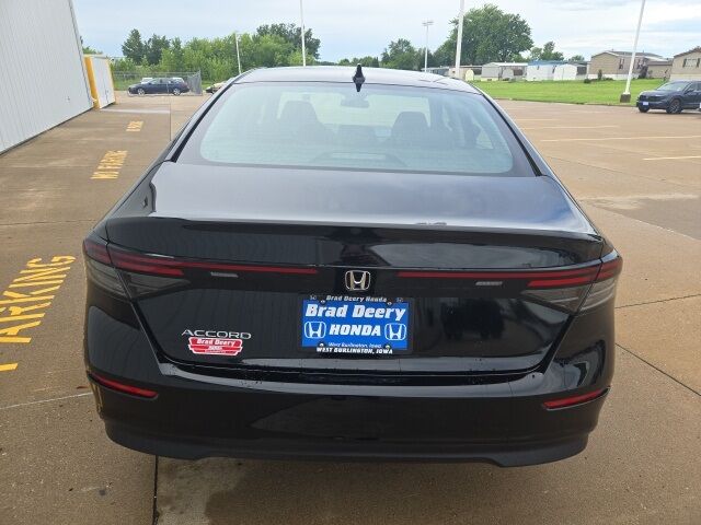 2025 Honda Accord SE West Burlington IA